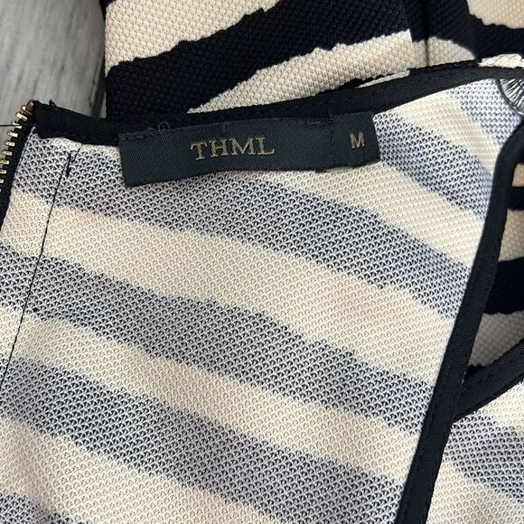 THML Women's Sleeveless Striped Fit & Flare Cream White Dress Size M - Picture 7 of 8